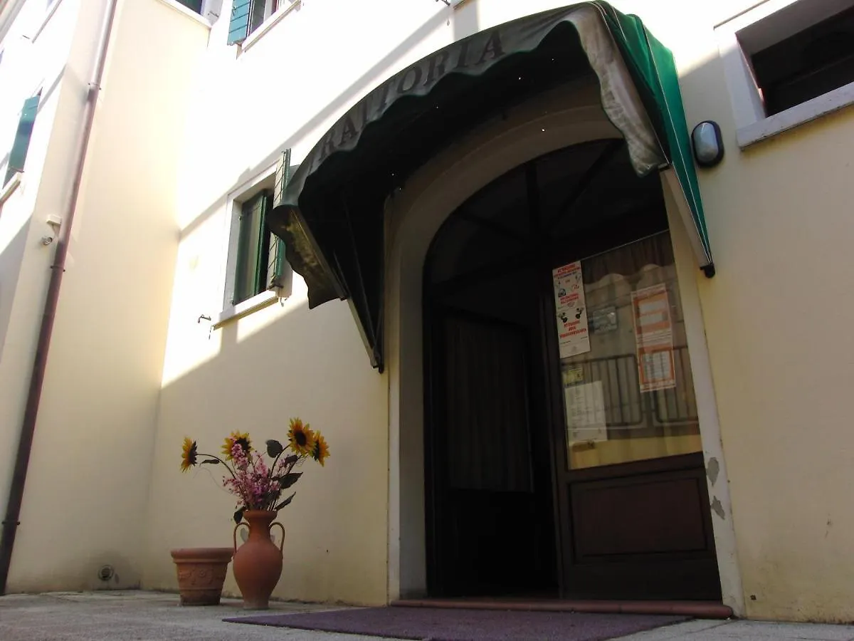Locanda Alla Stazione Marano Veneziano 0*,  Italien